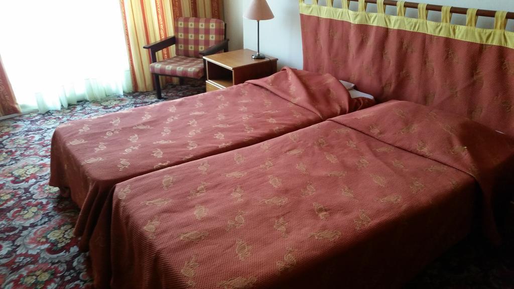 Sylva Hotel Limassol Zimmer foto